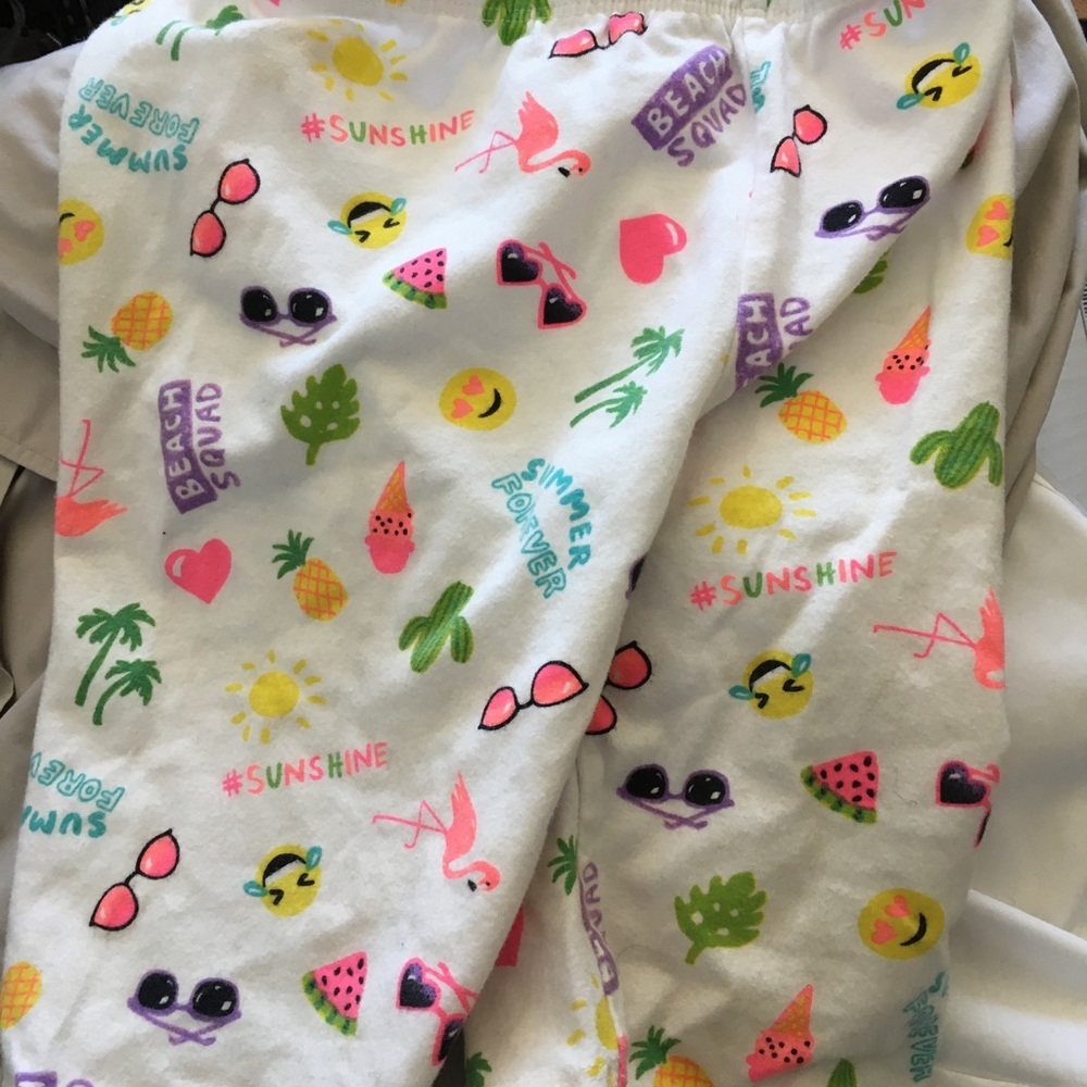Girls place shorts medium 7/8